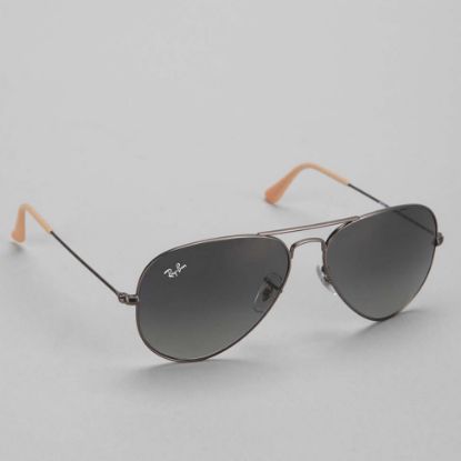 Ảnh của Ray Ban Aviator Sunglasses